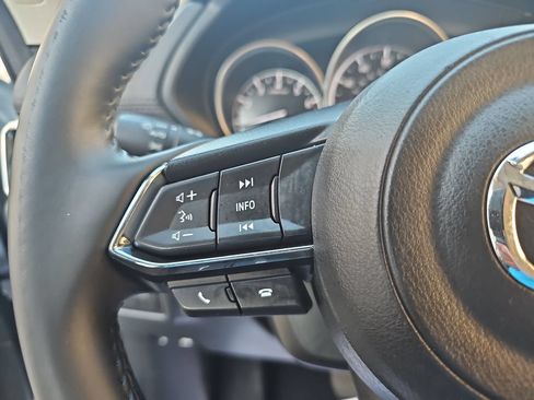 Used 2020 MAZDA CX-5 Touring FWD image 16