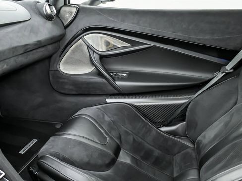 Used 2019 McLaren 720S image 39