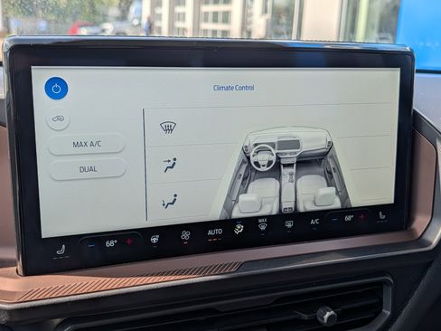 Used 2025 Ford Bronco Sport Outer Banks w/ Outer Banks Tech Package+ AWD/4WD image 20