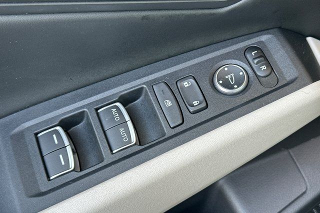 Certified 2025 Honda Accord SE image 13