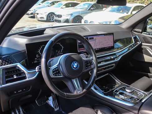 Used 2024 BMW X5 xDrive50e w/ M Sport Package AWD/4WD image 16