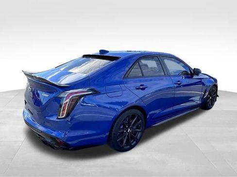 Used 2022 Cadillac CT4 V Blackwing w/ Carbon Fiber 1 Package RWD image 7