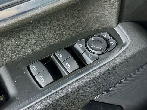 Used 2025 GMC Sierra 1500 SLT RWD image 20