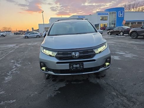 Used 2025 Honda Odyssey EX-L image 2