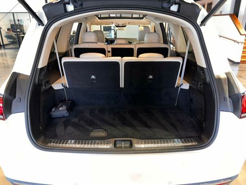 Used 2021 Mercedes-Benz GLS 450 4MATIC image 26