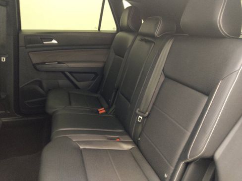 Used 2021 Volkswagen Atlas Cross Sport SEL AWD/4WD image 18