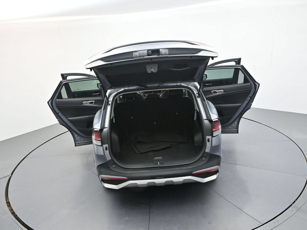 Used 2023 Kia Sportage EX FWD image 29