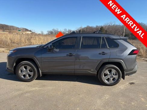 Used 2025 Toyota RAV4 LE image 9