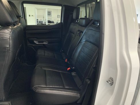 Certified 2024 Ford Ranger Lariat w/ FX4 Off-Road Package image 9