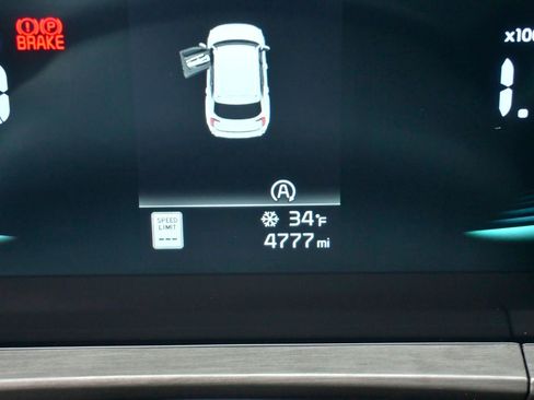 Used 2025 Kia Telluride EX X-Line image 31