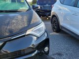 Used 2016 Toyota RAV4 Limited image 3