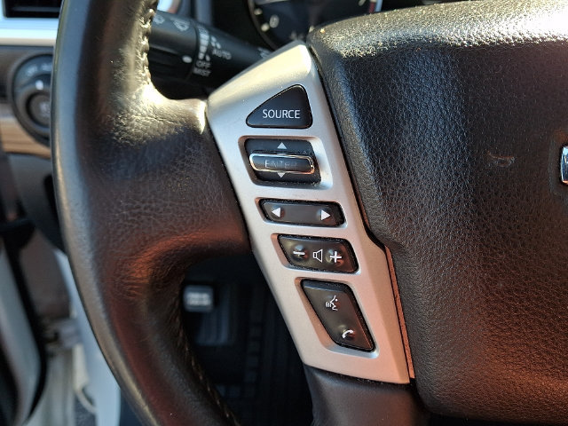 Used 2021 Nissan Titan SL w/ Moonroof Package AWD/4WD image 22