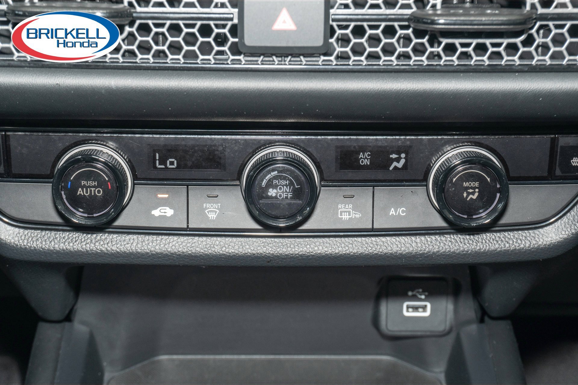 Certified 2024 Honda HR-V Sport image 30