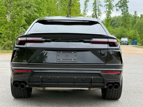 Used 2020 Lamborghini Urus AWD/4WD image 6