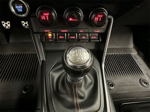 Used 2023 Toyota GR86 10th Anniversary SE image 20