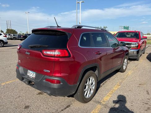 Used 2014 Jeep Cherokee Latitude w/ Comfort/Convenience Group AWD/4WD image 8