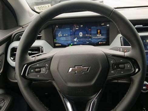 New 2027 Chevrolet Bolt LT w/ Comfort Package FWD image 11