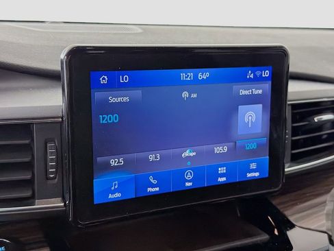 Used 2022 Ford Explorer Limited w/ Equipment Group 301A image 17