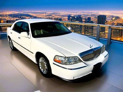 Used 2008 Lincoln Town Car Signature Limited