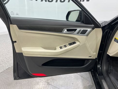 Used 2017 Genesis G80 3.8 w/ Option Group 03 image 15