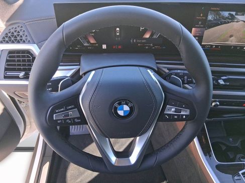 New 2026 BMW X6 xDrive40i w/ Climate Comfort Package image 16
