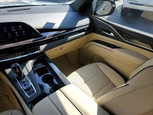 Certified 2023 Cadillac Escalade Premium Luxury AWD/4WD image 53