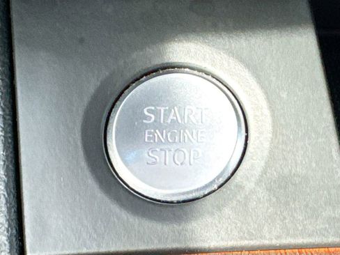 Used 2021 Audi Q5 2.0T Premium w/ Convenience Package image 20