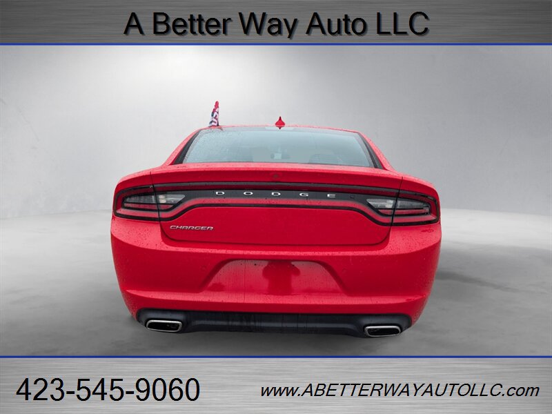 Used 2023 Dodge Charger SXT RWD image 5