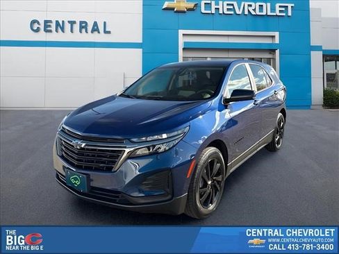 Certified 2023 Chevrolet Equinox LS w/ LS Convenience Package AWD/4WD image 1