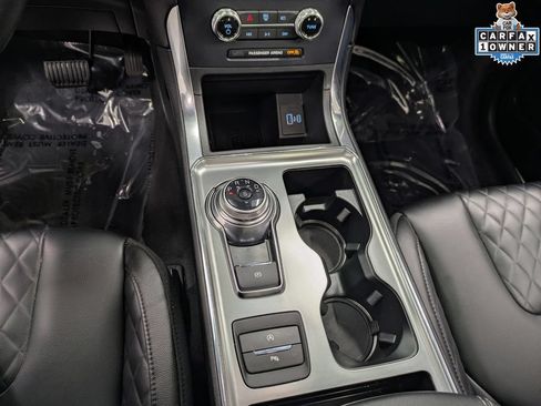 Used 2023 Ford Edge Titanium AWD/4WD image 16