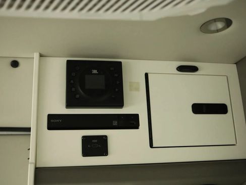 Used 2024 RAM ProMaster 3500 w/ Leather Interior Group FWD image 42