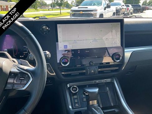 Used 2025 Lexus GX 550 AWD/4WD image 6