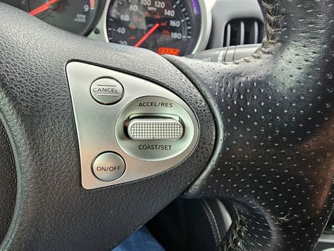 Used 2014 Nissan 370Z Coupe RWD image 28