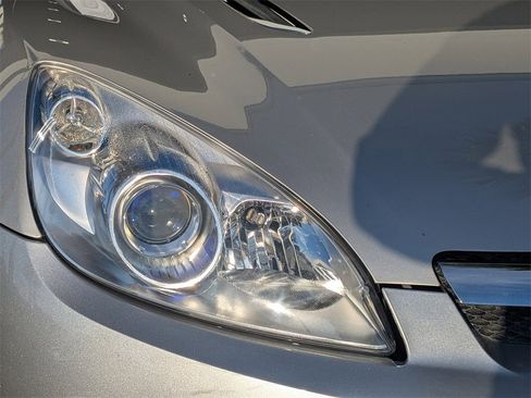 Used 2008 Saturn Sky image 10