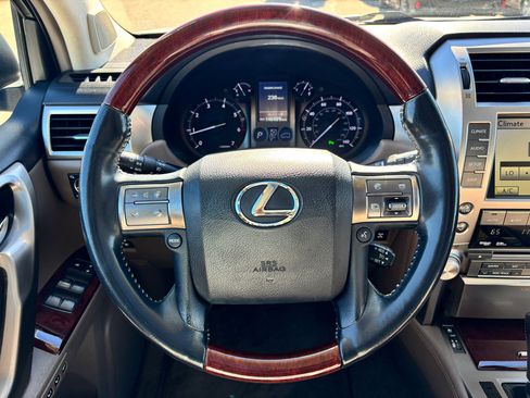 Used 2010 Lexus GX 460 image 13
