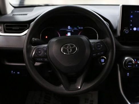 Used 2024 Toyota RAV4 XLE image 18