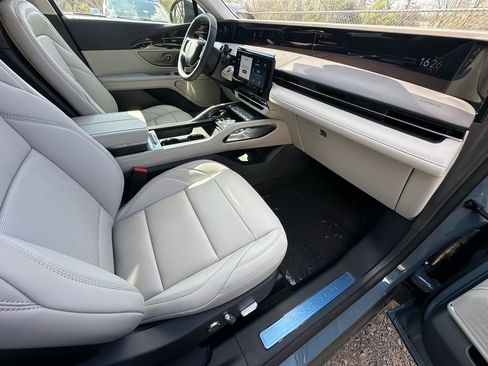New 2026 Lincoln Nautilus Premier w/ Equipment Group 102A AWD/4WD image 22