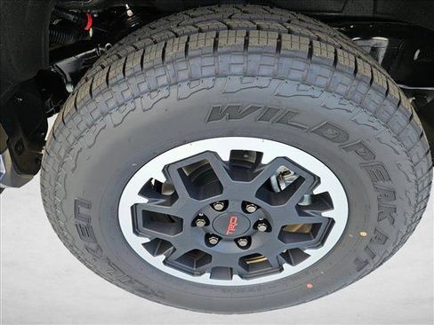 New 2026 Toyota 4Runner TRD Off-Road Premium AWD/4WD image 10