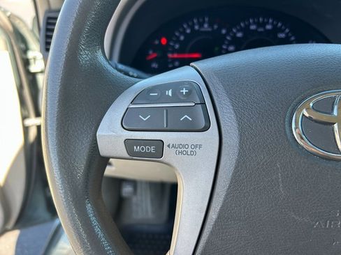 Used 2011 Toyota Camry LE image 15