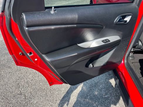 Used 2015 Dodge Journey SXT w/ Flexible Seating Group image 21