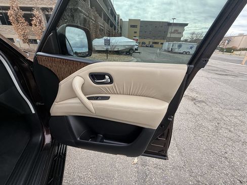 Used 2017 Nissan Armada SL w/ Moonroof Package image 28