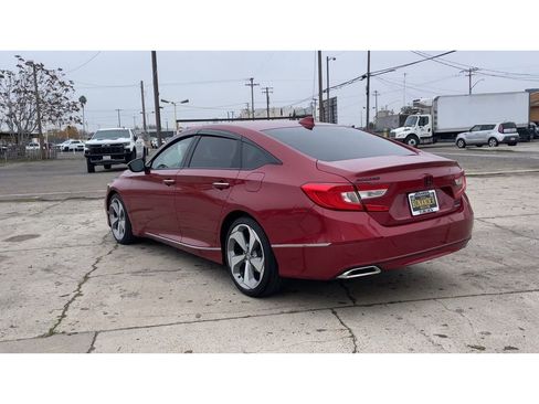 Used 2020 Honda Accord Touring image 9