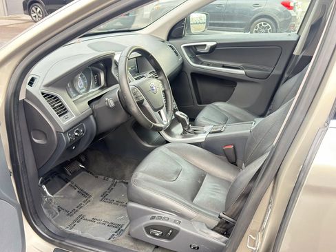 Used 2016 Volvo XC60 T6 Platinum AWD/4WD image 11