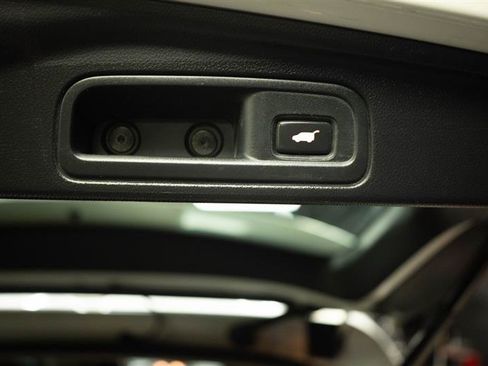 Used 2019 Honda Pilot EX-L image 8