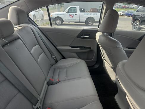 Used 2016 Honda Accord EX-L image 12