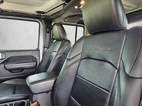Used 2022 Jeep Gladiator Sport AWD/4WD image 19