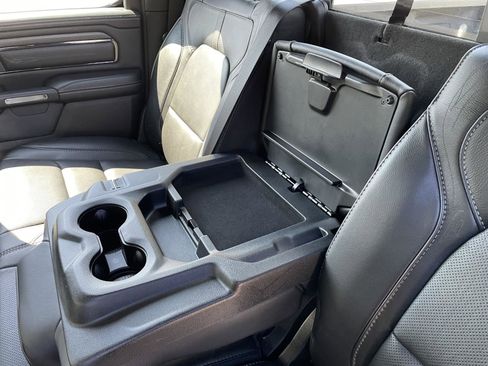 Certified 2022 RAM 1500 Limited image 38