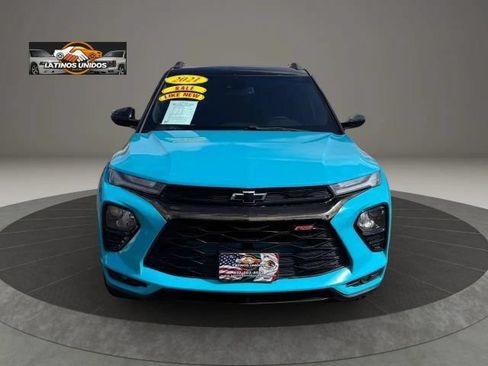 Used 2021 Chevrolet TrailBlazer RS w/ Convenience Package FWD image 2
