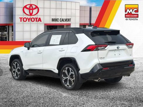 Used 2024 Toyota RAV4 XSE w/ Premium Package AWD/4WD image 3