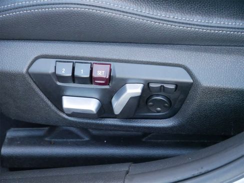 Used 2018 BMW 340i xDrive Sedan image 10
